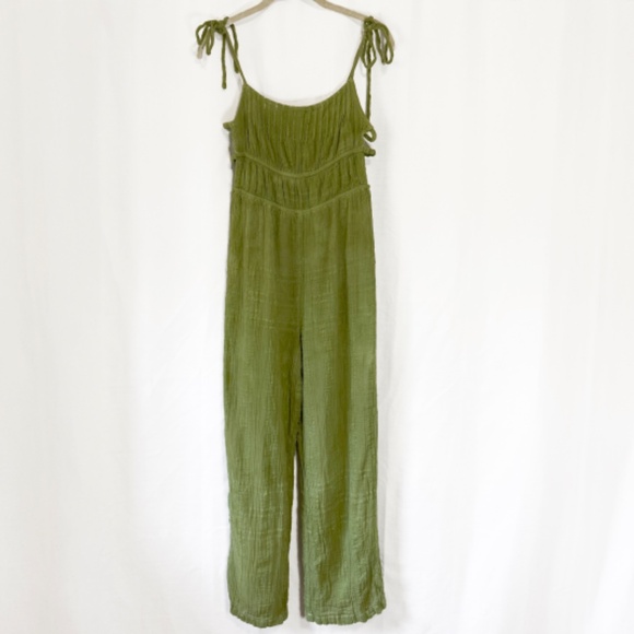 Urban Outfitters Olive Green Courtney Cotton Tie Shoulder Jumpsuit Size Medium - Picture 2 of 8